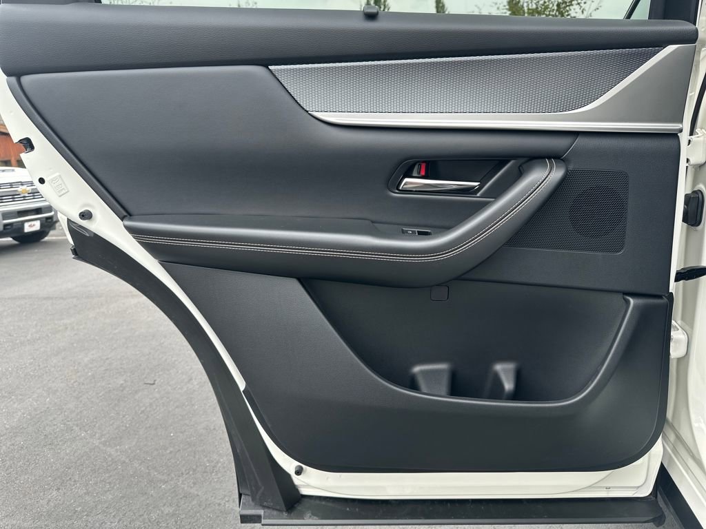 Used 2025 MAZDA CX-90 Plug-In Hybrid w/ Preferred image 13