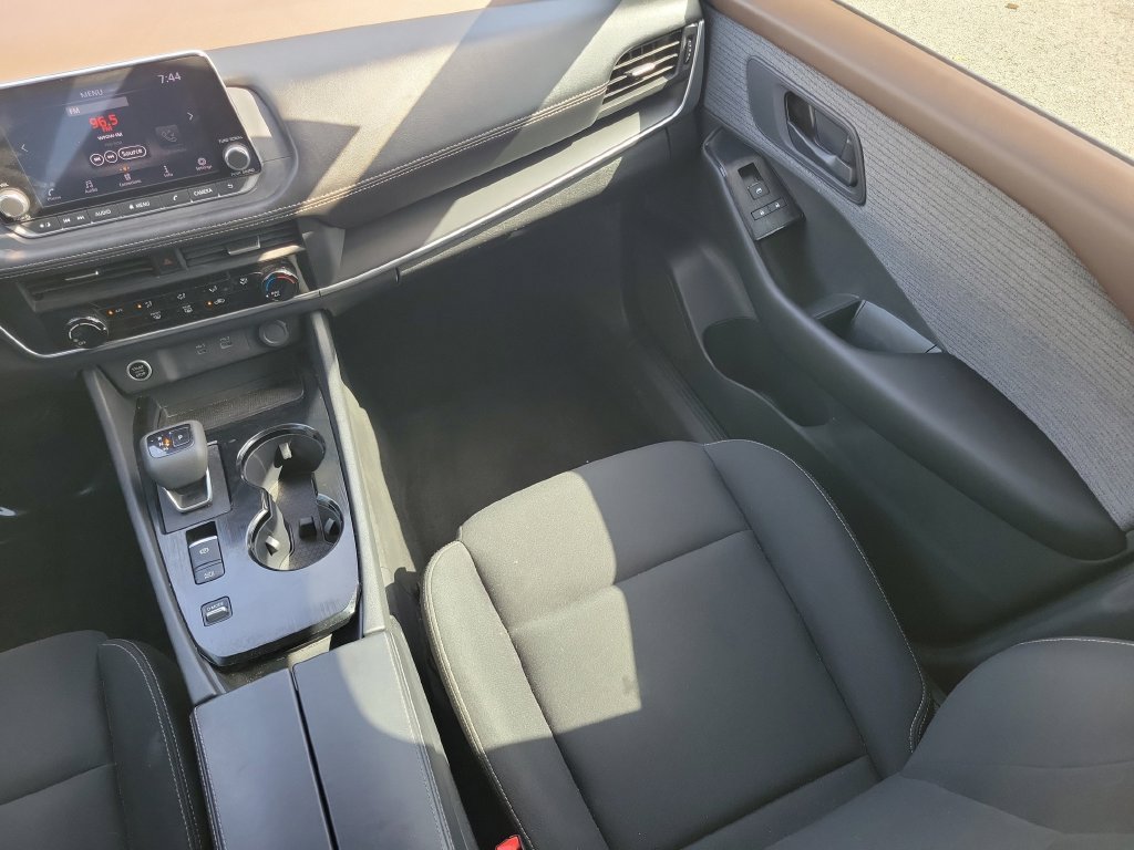 Certified 2023 Nissan Rogue S FWD image 21