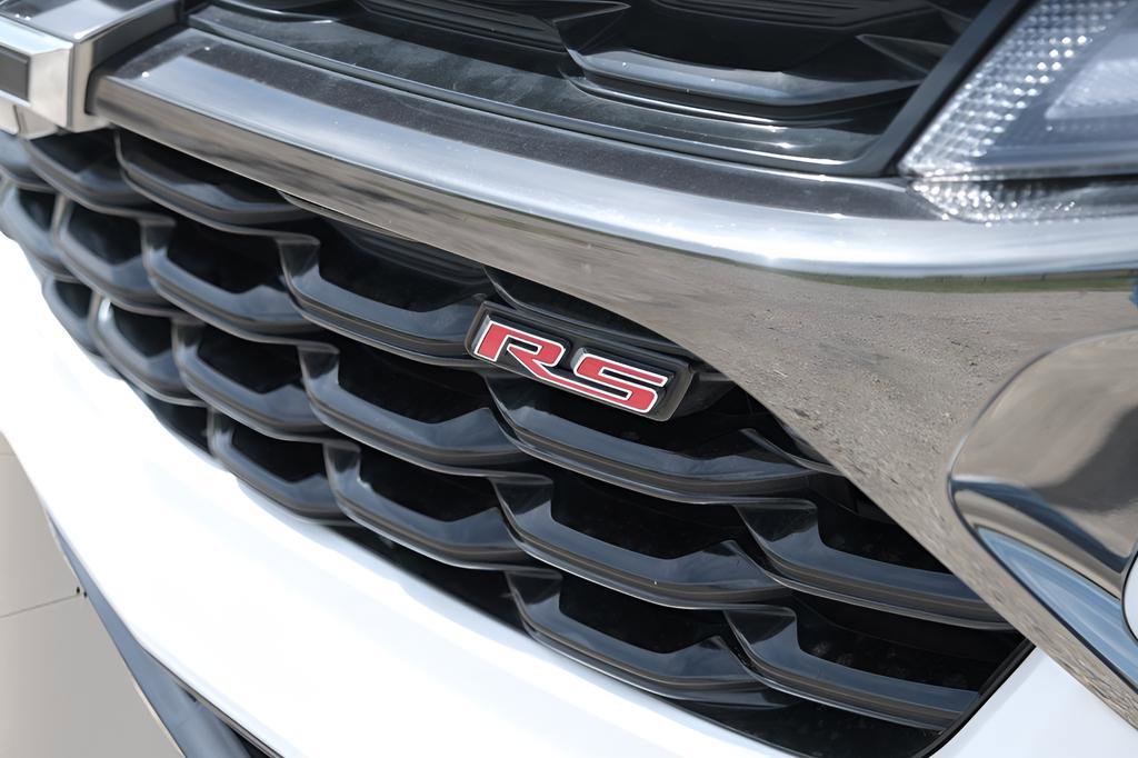 Used 2025 Chevrolet Trax RS w/ Sunroof Package image 37