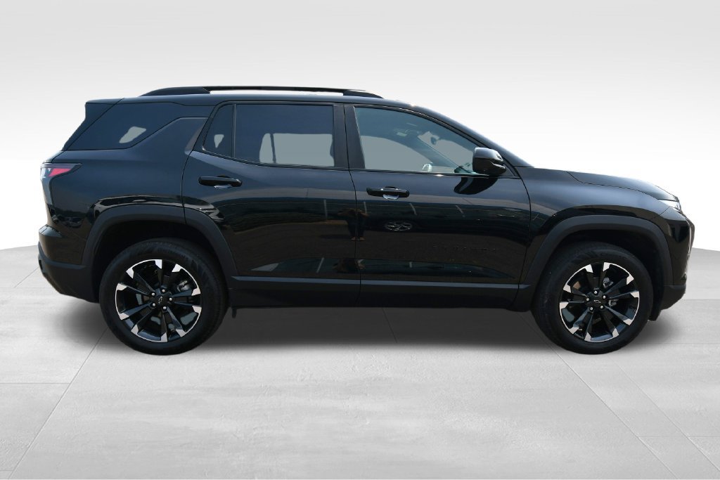 Used 2025 Chevrolet Equinox RS w/ Safety and Technology Package AWD/4WD image 9