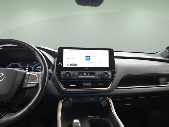 Used 2024 Toyota Grand Highlander MAX Platinum image 11