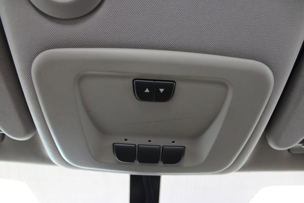 Used 2010 Chevrolet Impala LT w/ Luxury Edition Package image 32