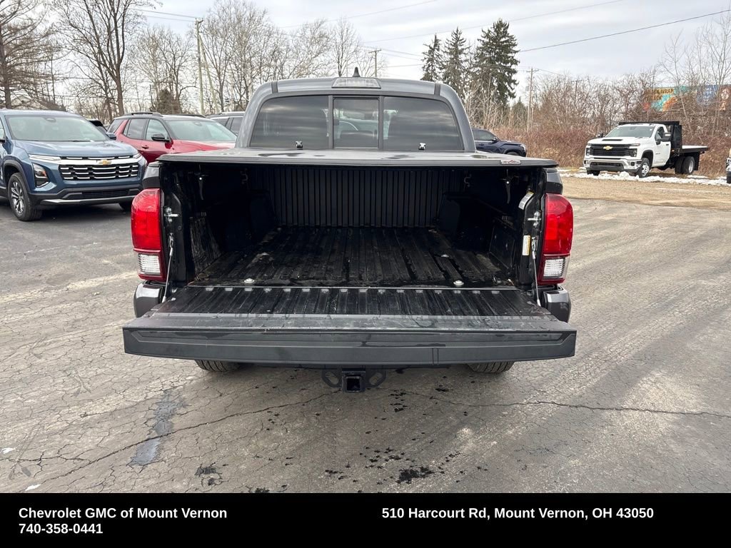 Used 2022 Toyota Tacoma SR image 19