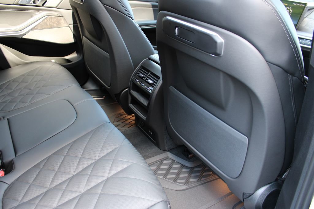 New 2026 BMW X5 xDrive50e w/ M Sport Package image 42