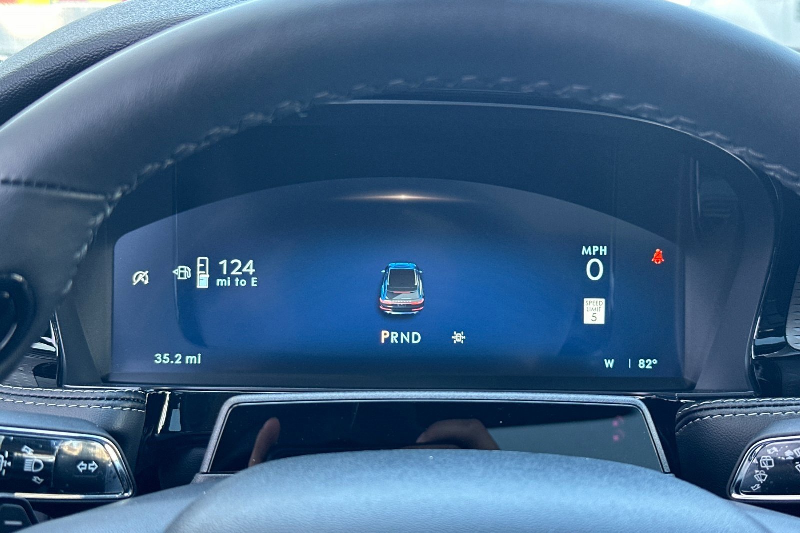 New 2025 Lincoln Corsair Reserve w/ Equipment Group 202A image 22