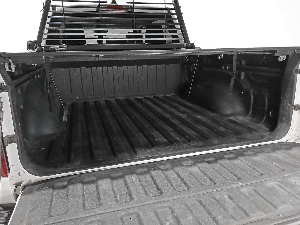 Used 2022 RAM 1500 Laramie AWD/4WD image 9