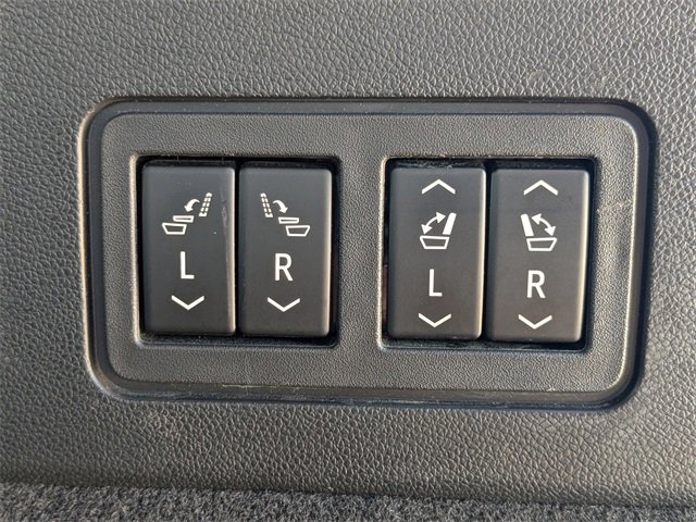 Used 2022 Cadillac XT6 Premium Luxury w/ Technology Package image 14