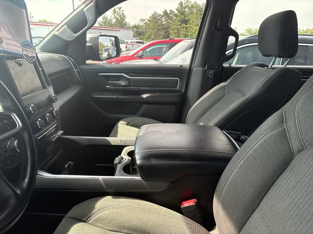 Used 2019 RAM 1500 Big Horn AWD/4WD image 8