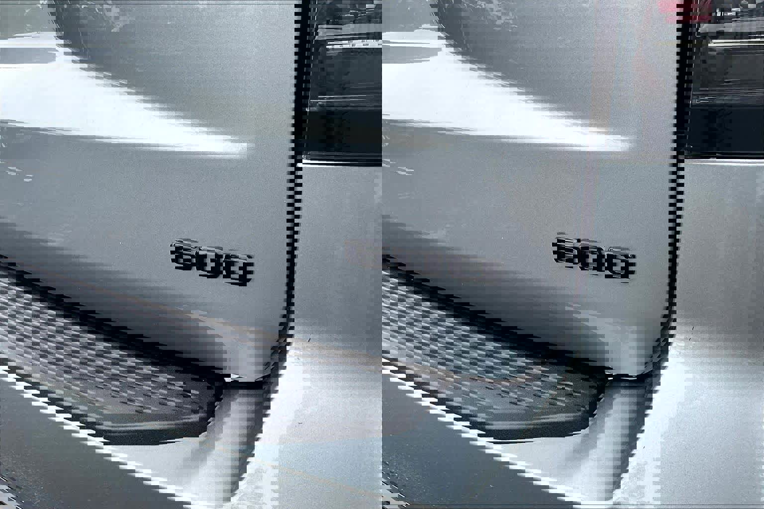 Used 2024 Cadillac Escalade Sport w/ LPO, ONYX Package image 10