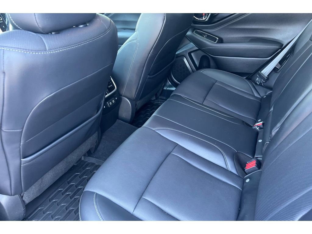 Used 2022 Subaru Outback Limited image 14