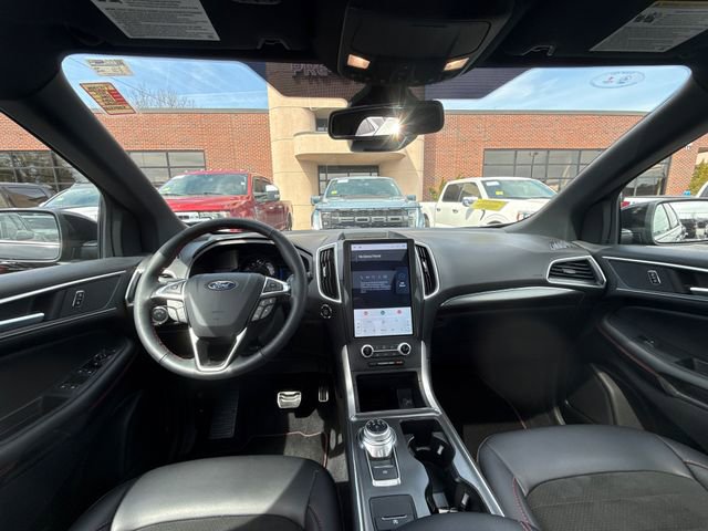 Used 2024 Ford Edge ST-Line image 17