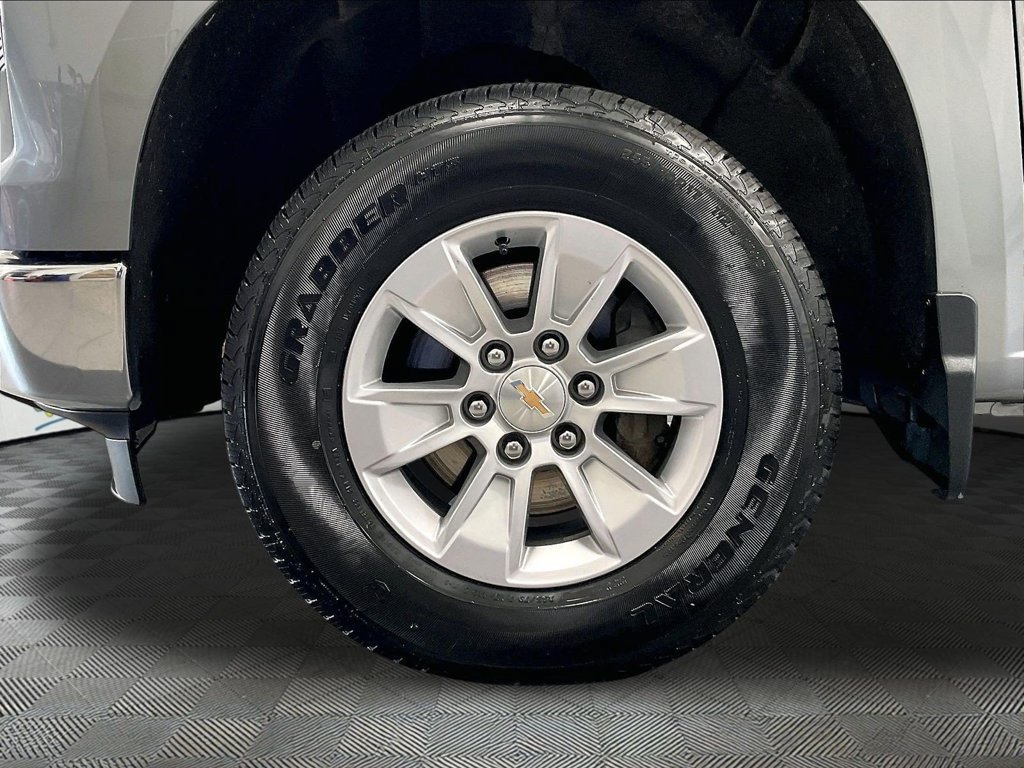 Used 2026 Chevrolet Silverado 1500 LT AWD/4WD image 7