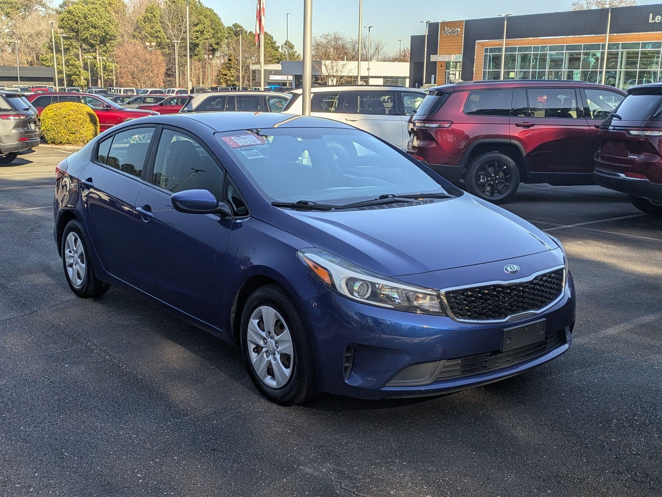 Used 2018 Kia Forte LX image 3