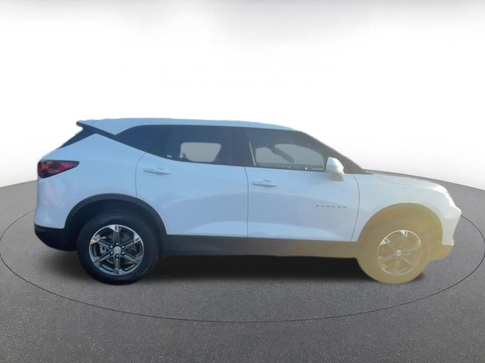 Used 2025 Chevrolet Blazer LT image 16