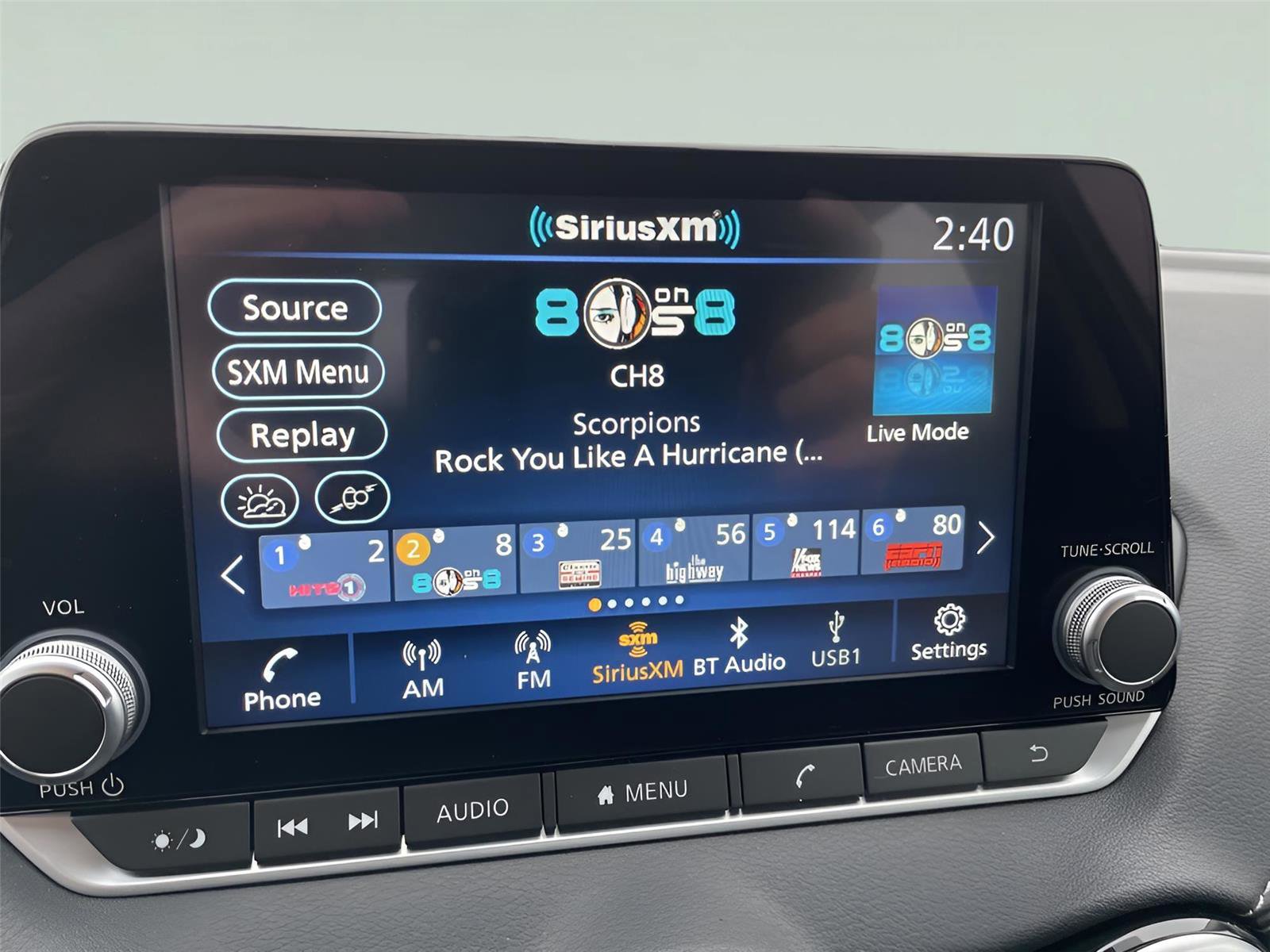 Used 2025 Nissan Sentra SV image 27