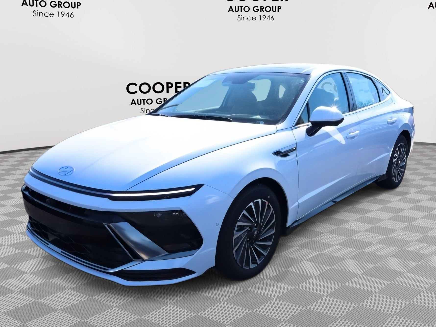 New 2026 Hyundai Sonata Limited FWD image 3
