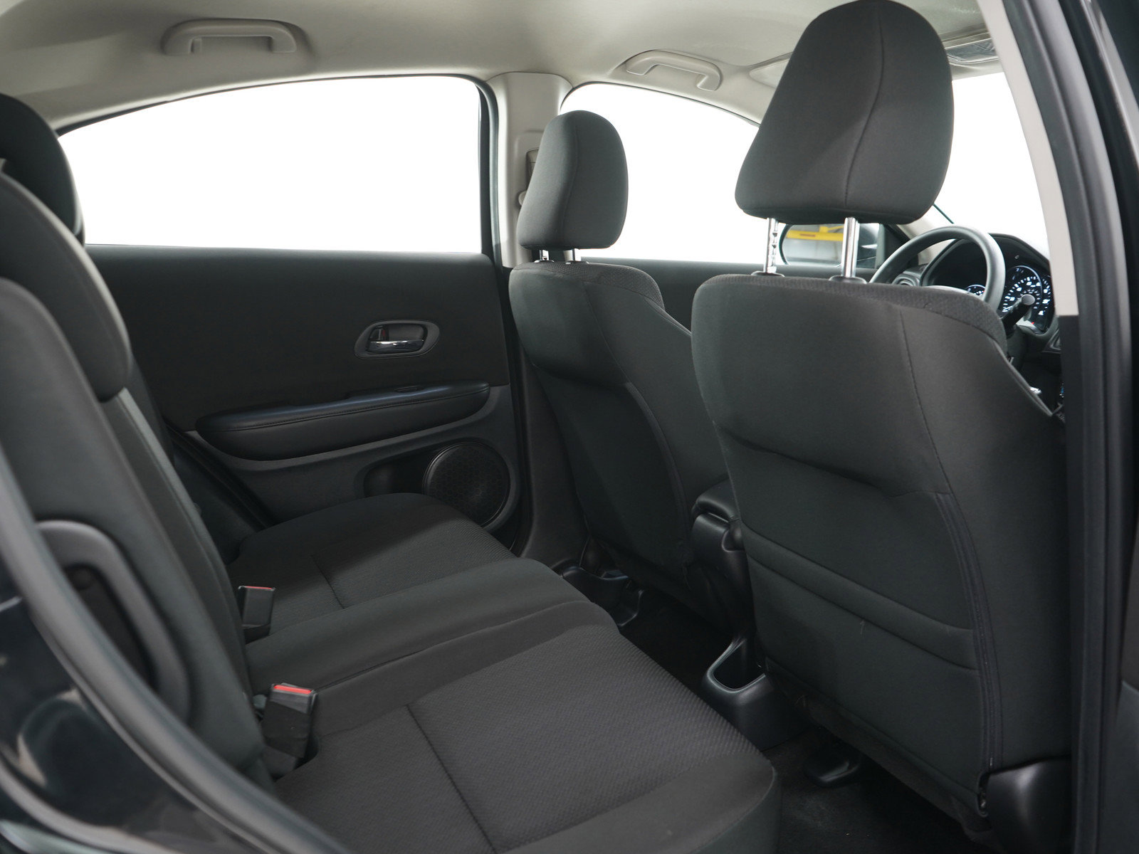 Used 2017 Honda HR-V LX image 13