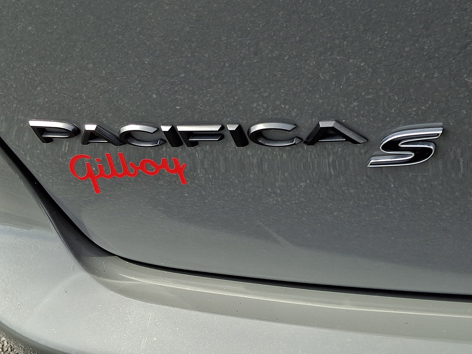 Used 2025 Chrysler Pacifica Limited FWD image 31