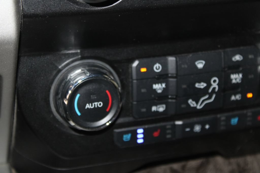 Used 2019 Ford F350 Lariat w/ Lariat Ultimate Package AWD/4WD image 30