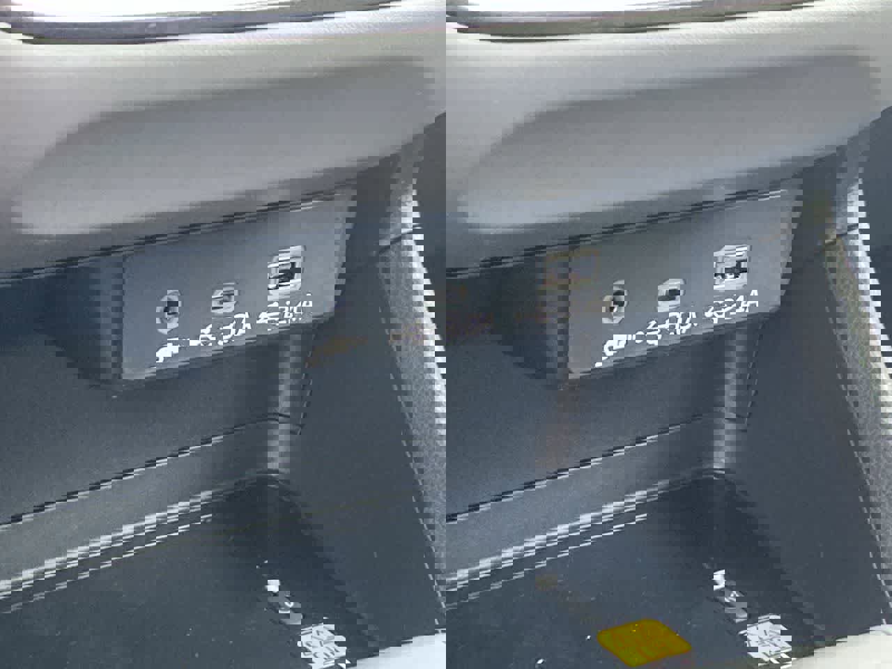 Used 2025 Subaru Crosstrek 2.5i Limited w/ Crosstrek Mirror Package image 31