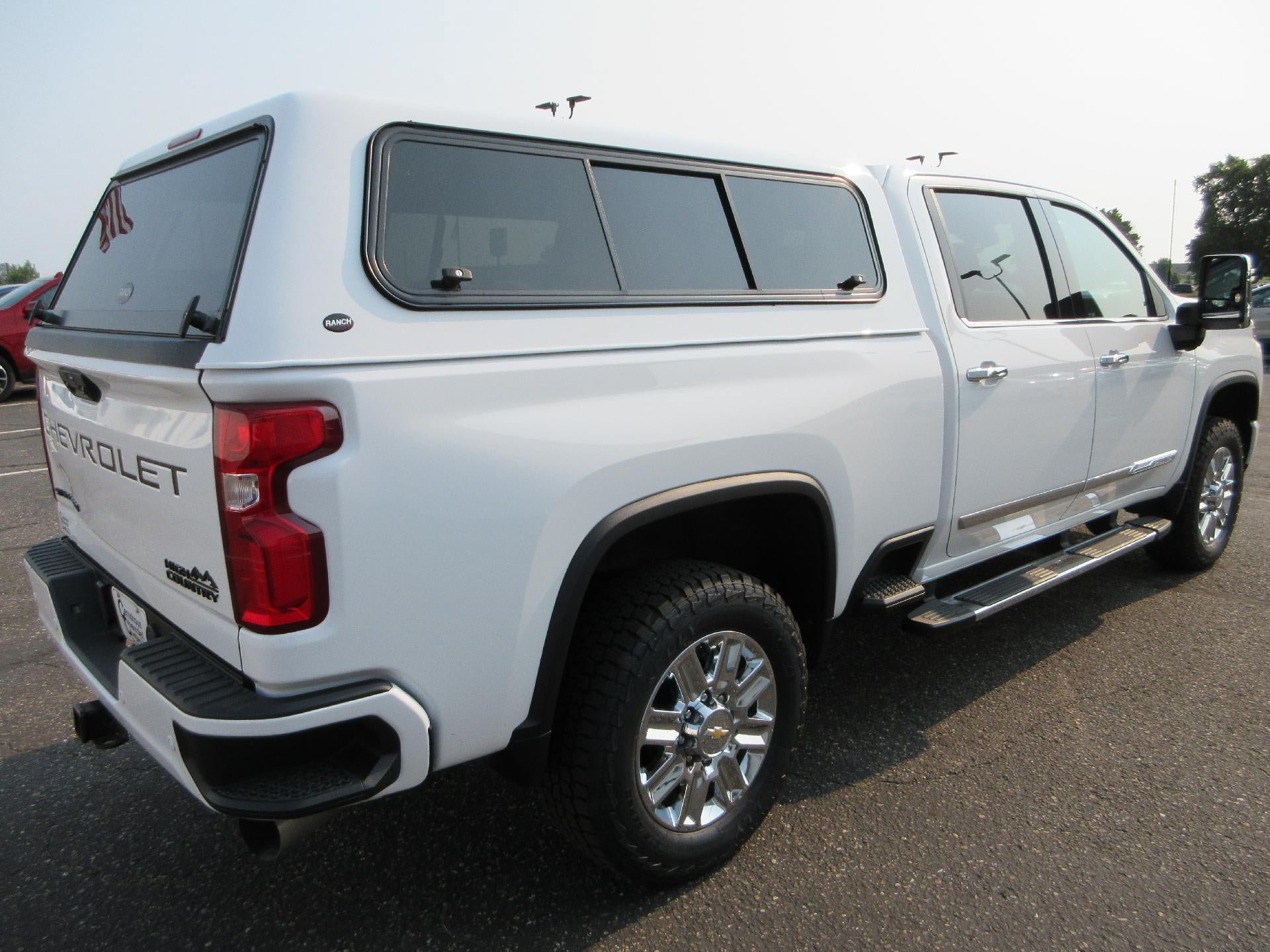 Certified 2024 Chevrolet Silverado 2500 High Country w/ High Country Premium Package AWD/4WD image 5
