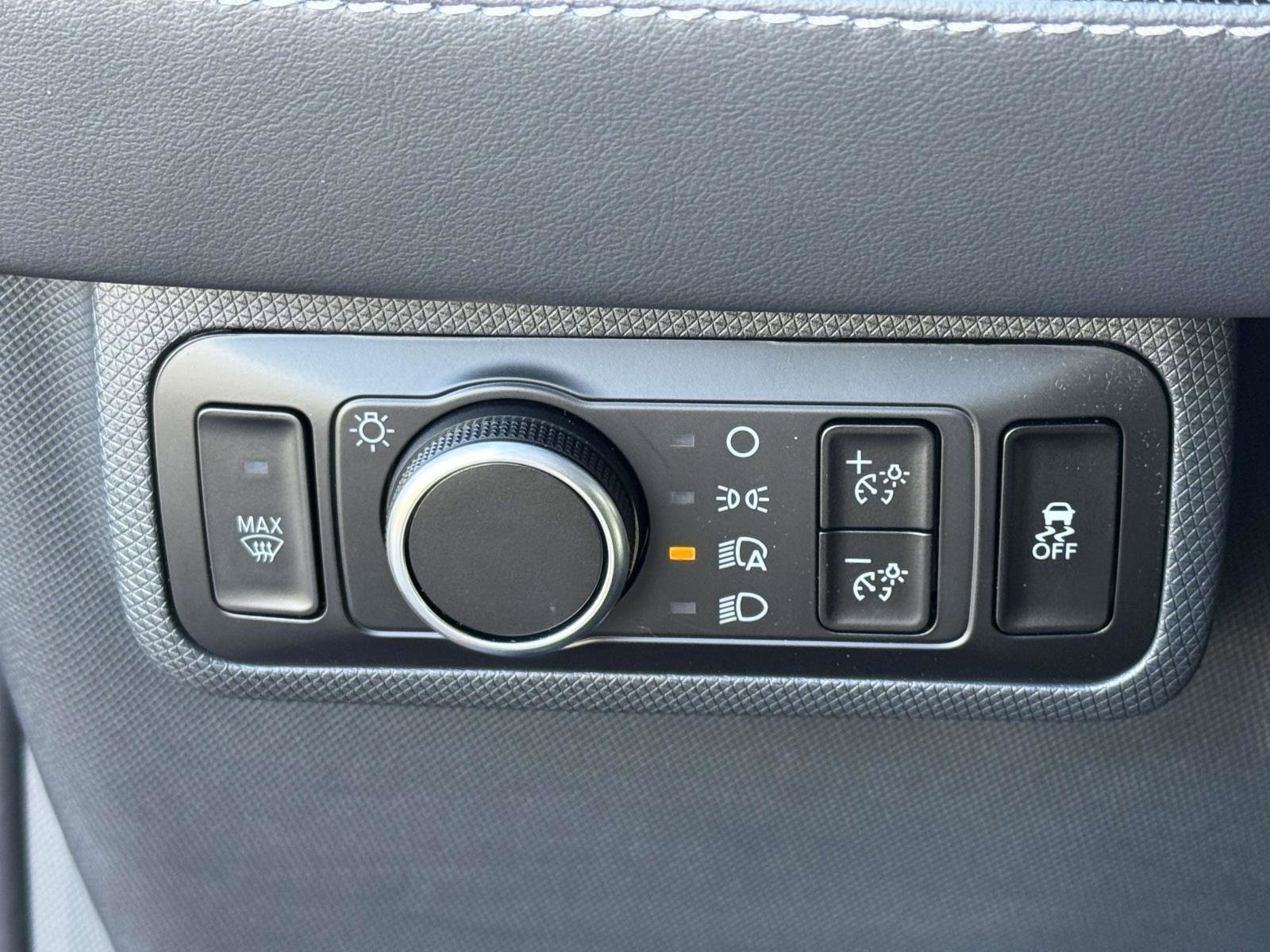 New 2025 Ford Mustang Mach-E Premium image 18