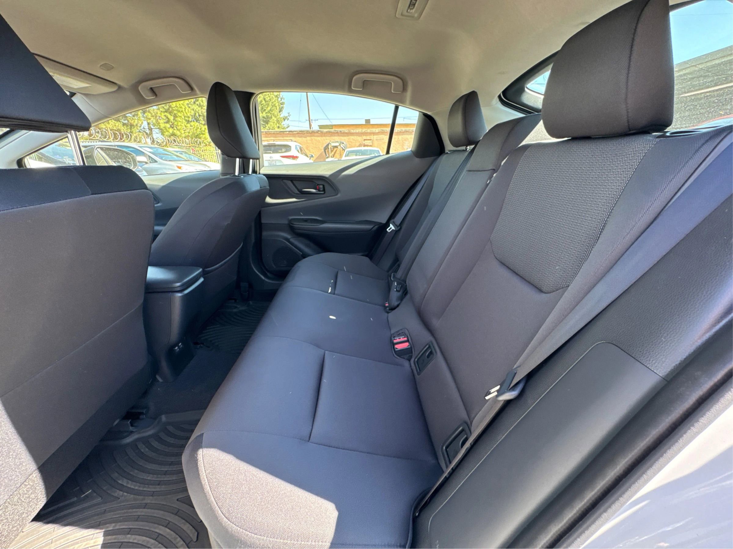 Used 2024 Toyota Prius LE image 10