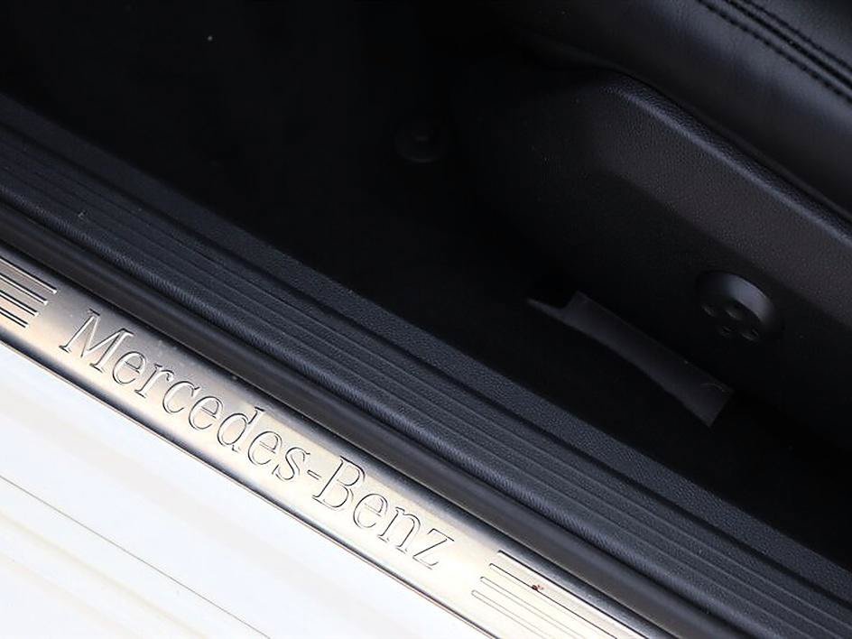 Used 2010 Mercedes-Benz E 350 Sport image 43