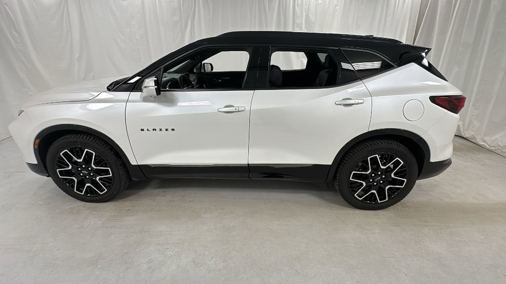 Used 2023 Chevrolet Blazer RS w/ Driver Confidence II Package image 6