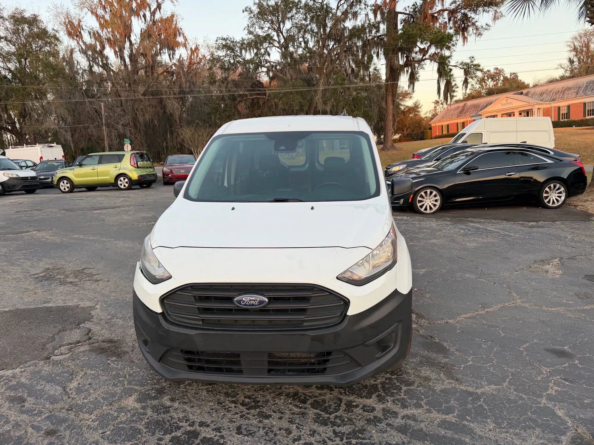 Used 2020 Ford Transit Connect XL image 2