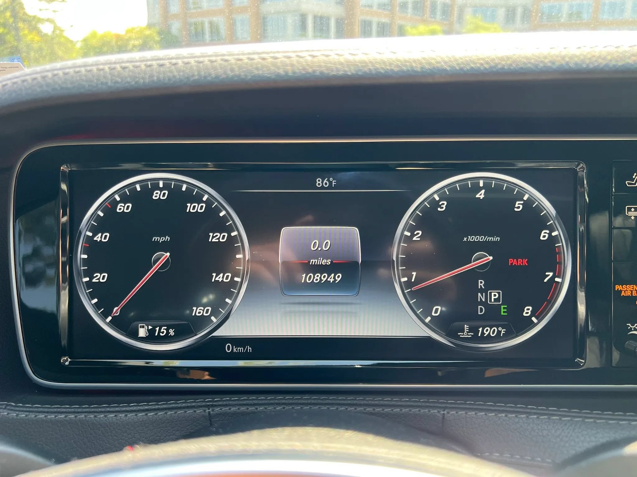Used 2017 Mercedes-Benz S 550 4MATIC Sedan w/ Premium Package image 24