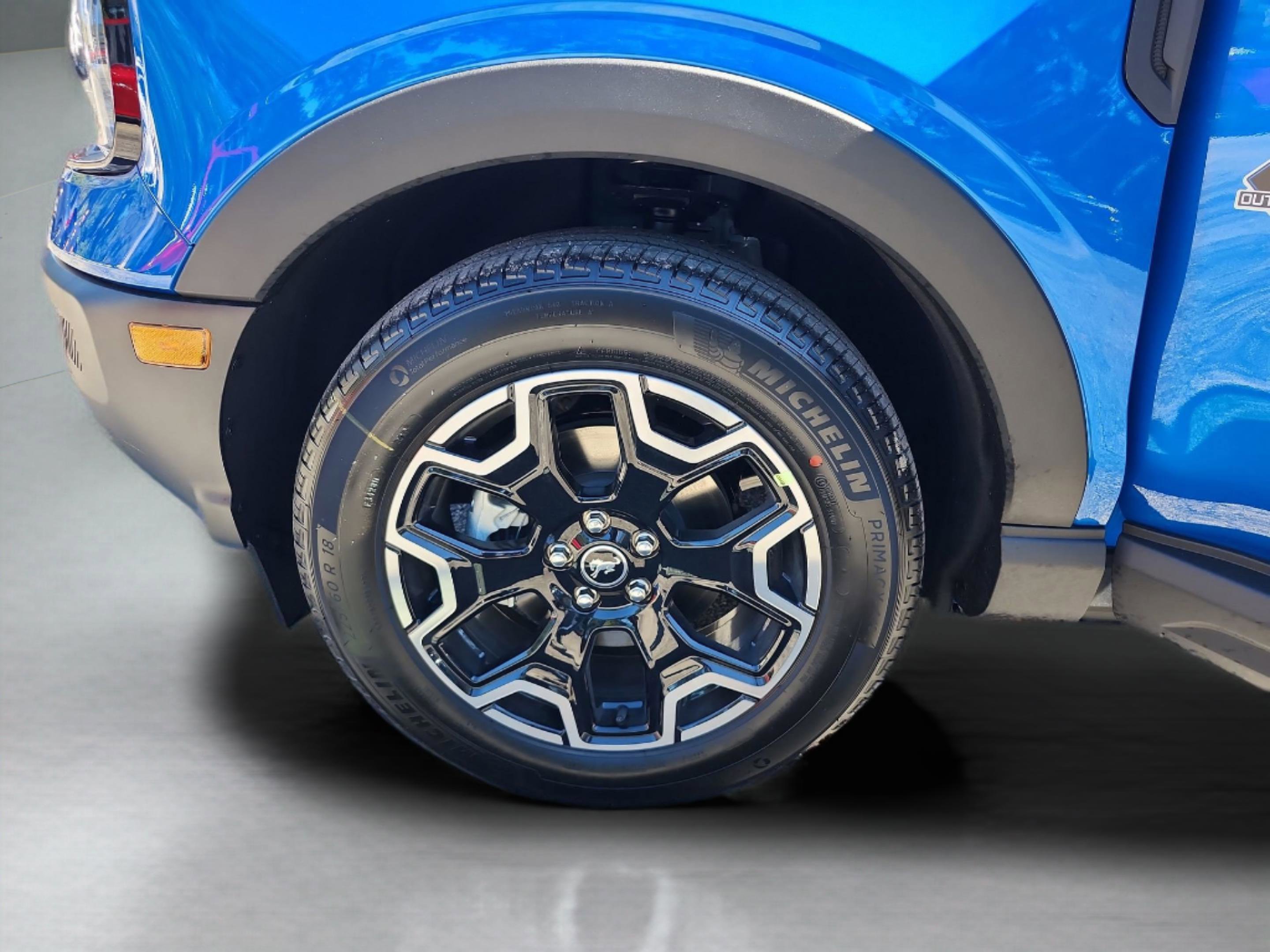 New 2025 Ford Bronco Sport Outer Banks image 26