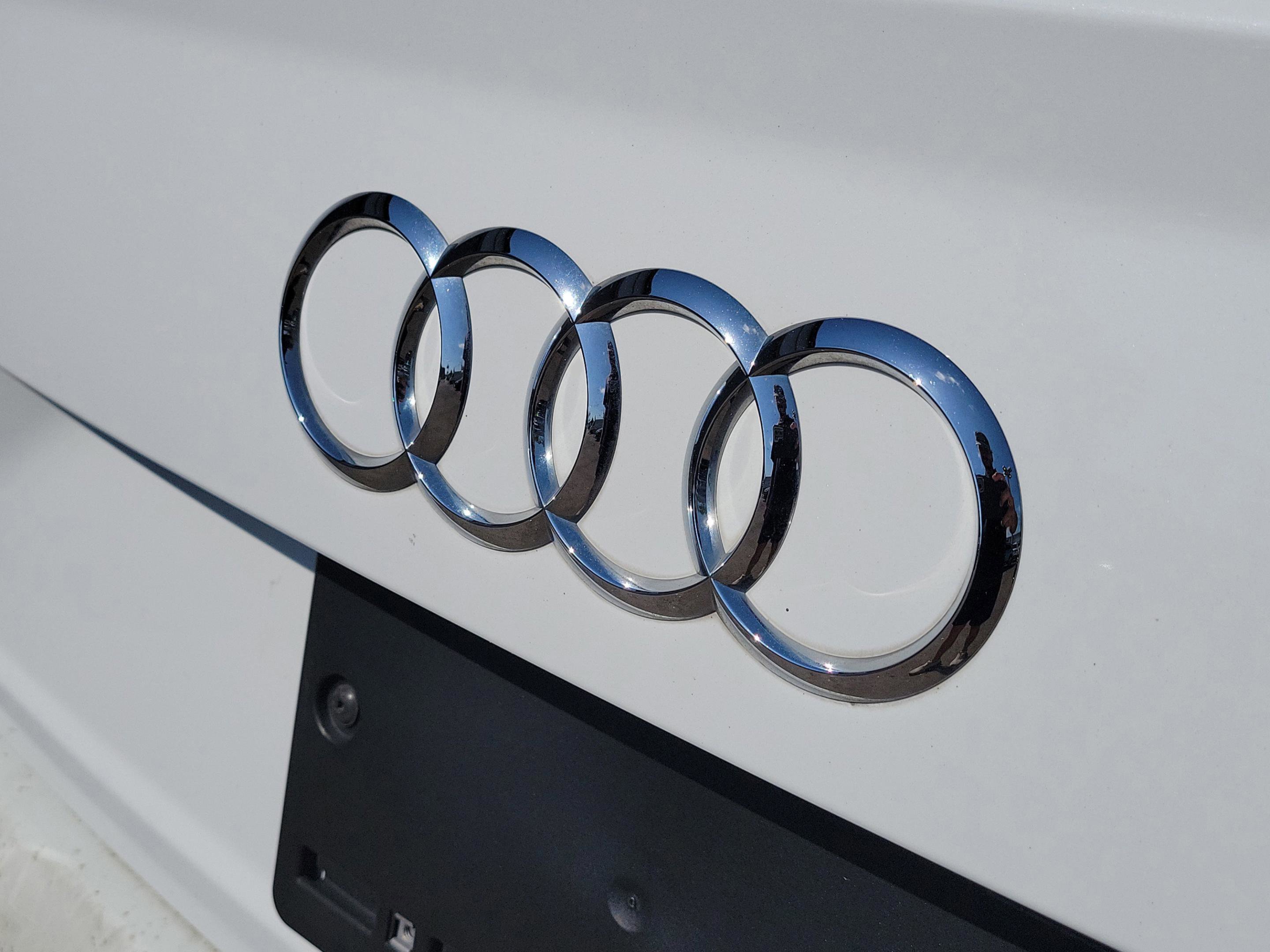 Used 2019 Audi Q7 3.0T Prestige AWD/4WD image 29