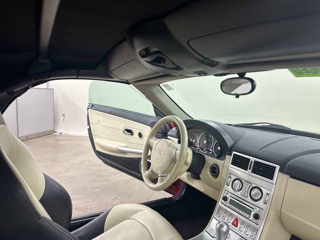 Used 2005 Chrysler Crossfire Limited image 16