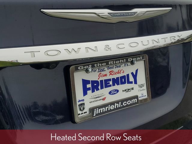 Used 2014 Chrysler Town & Country Touring-L image 8