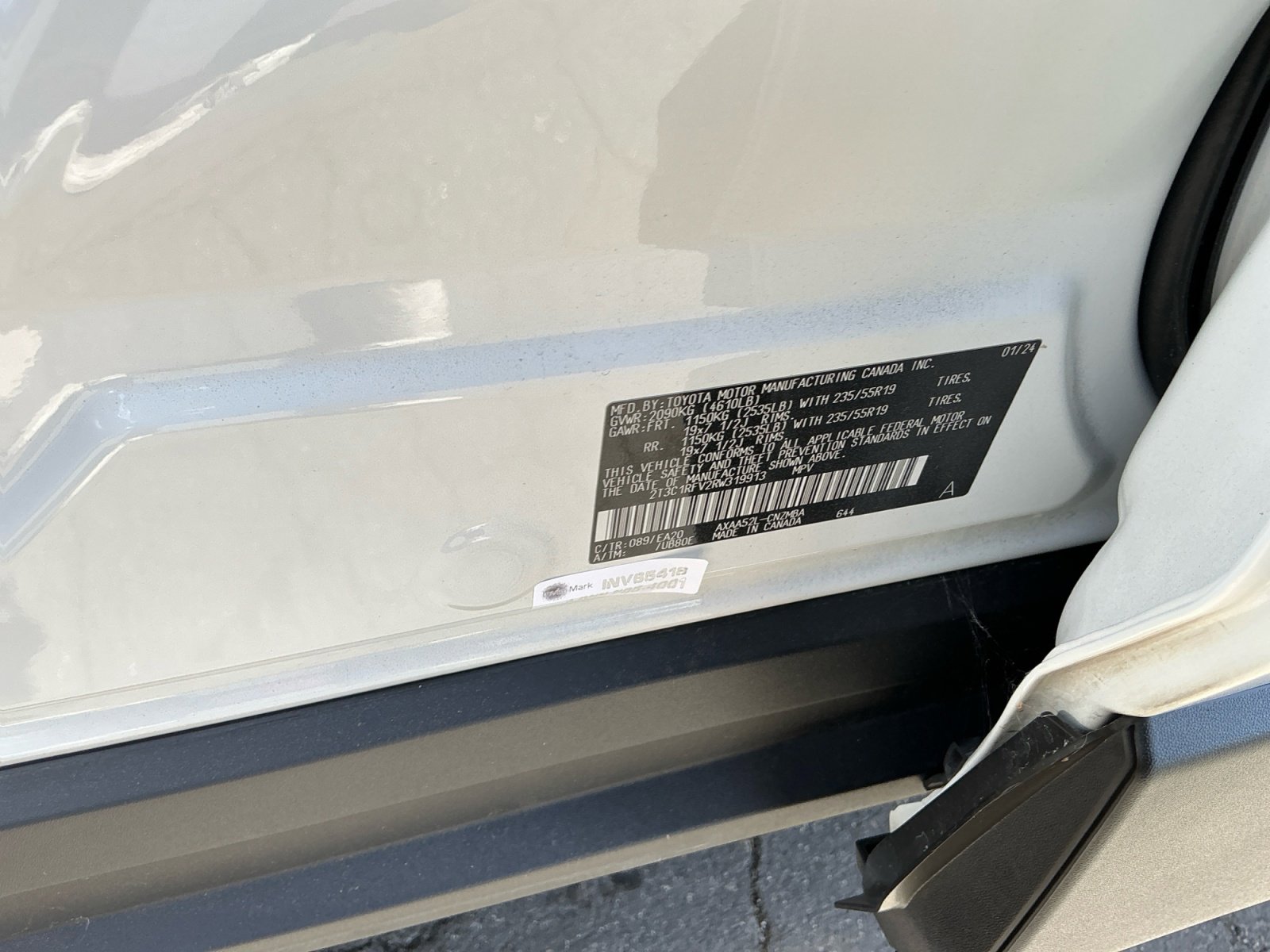 Used 2024 Toyota RAV4 XLE Premium FWD image 27