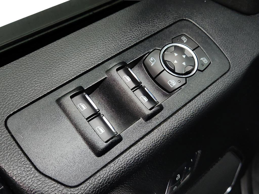 Used 2017 Ford F150 Lariat image 19