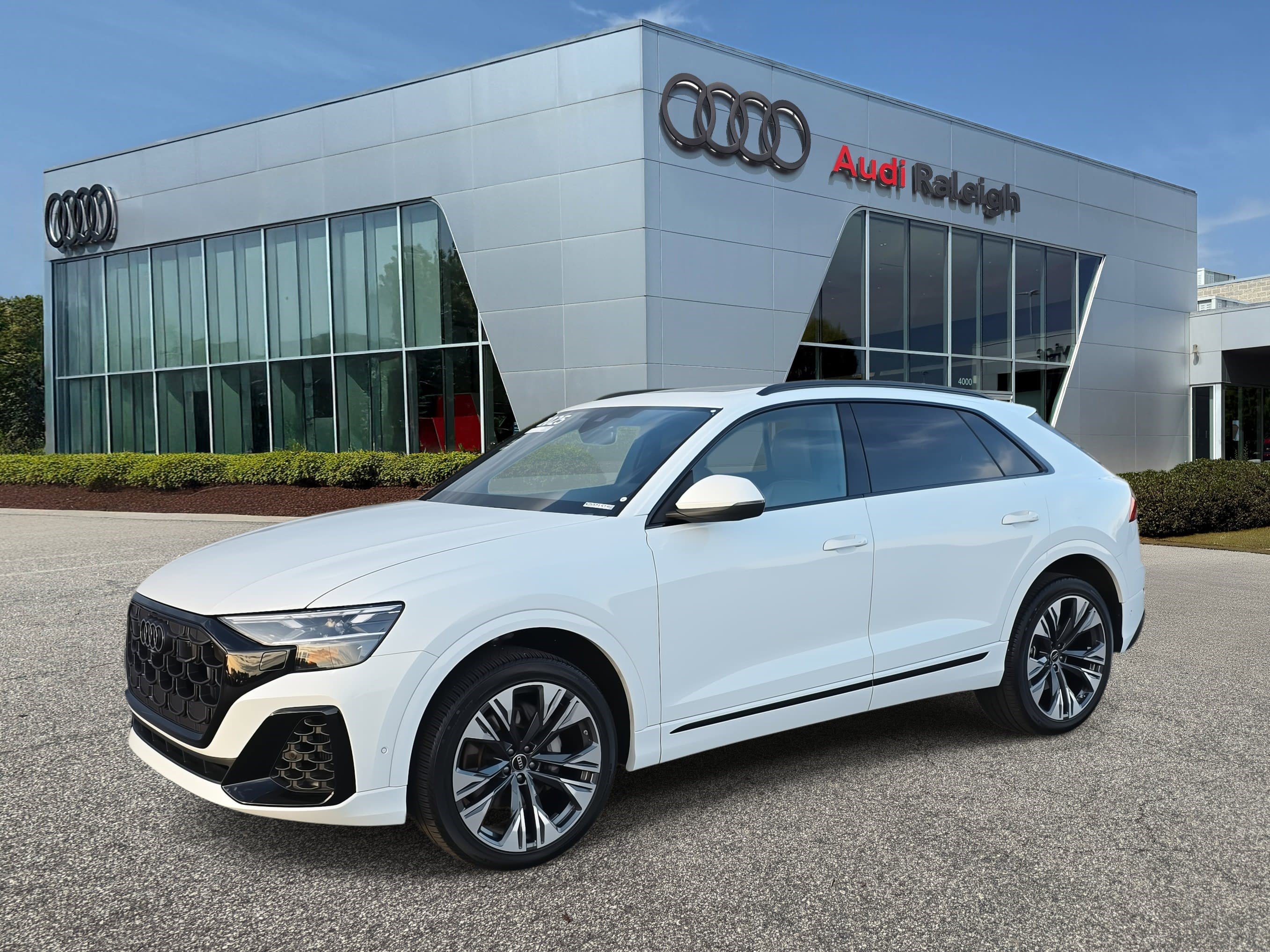 Certified 2025 Audi Q8 Premium Plus w/ Premium Plus Package image 1