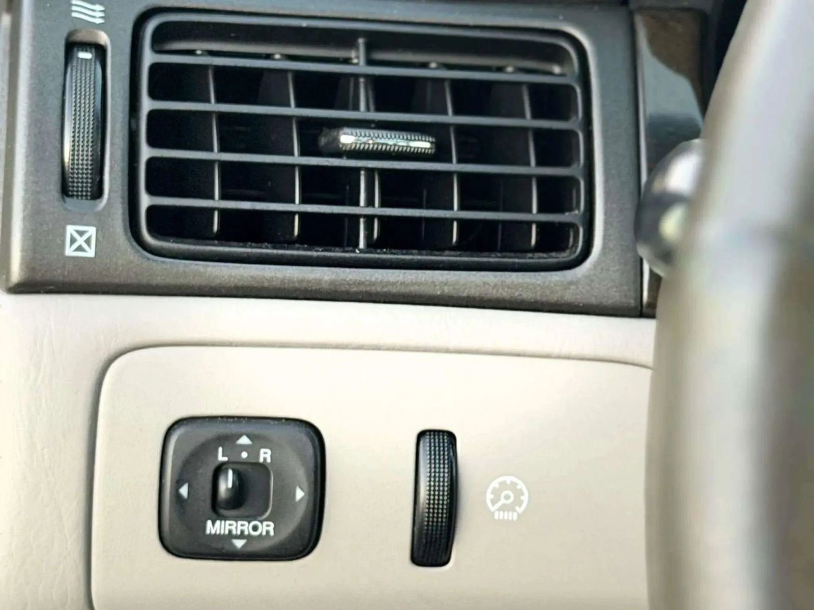 Used 2004 Lexus ES 330 image 18