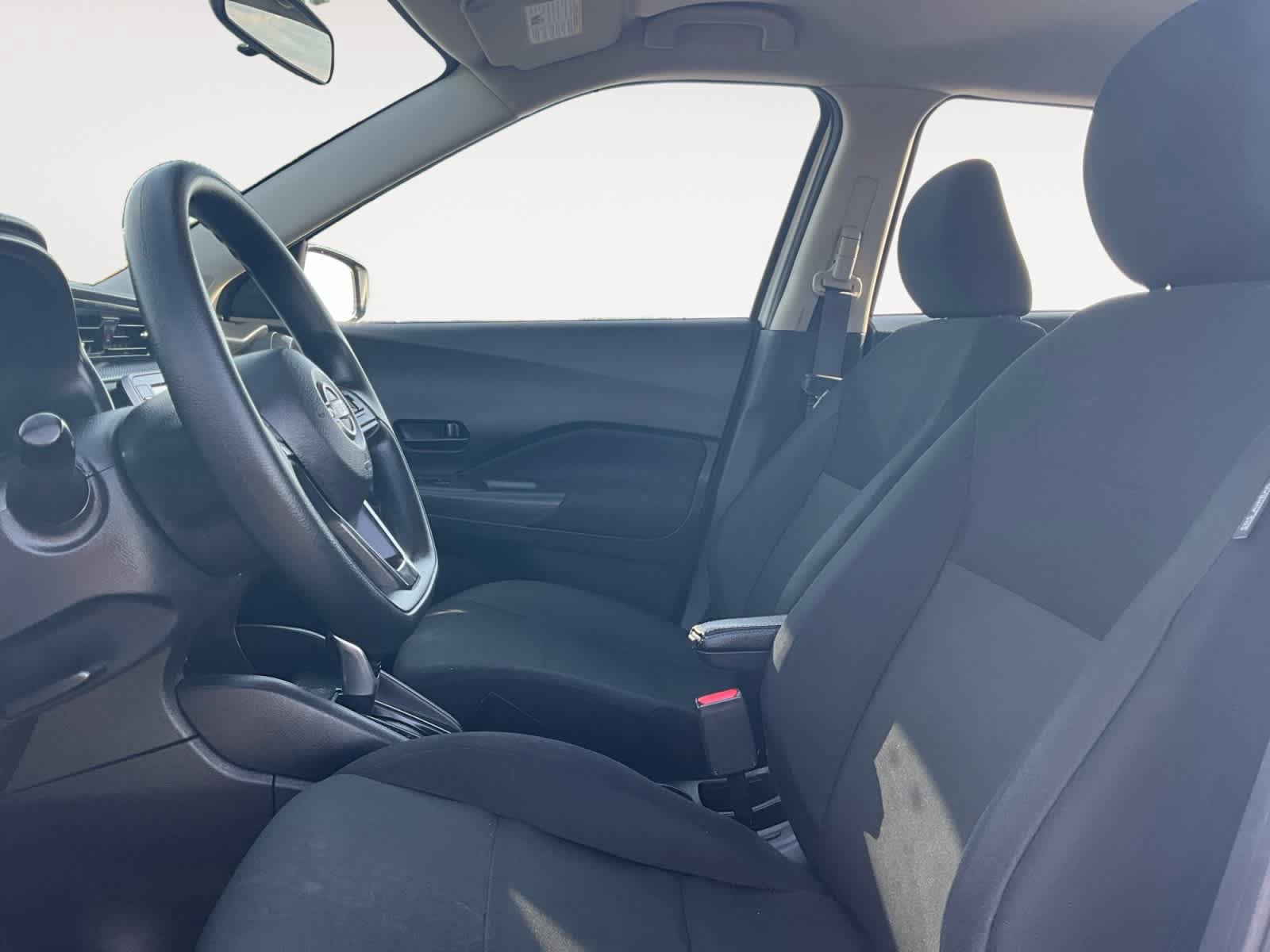 Used 2025 Nissan Kicks Play S FWD image 11