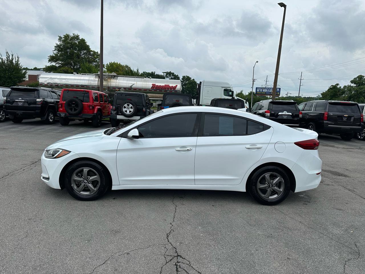 Used 2017 Hyundai Elantra ECO image 6