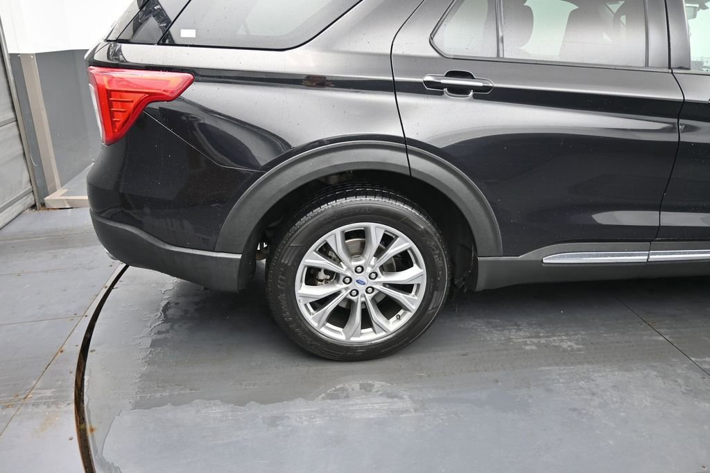 Used 2022 Ford Explorer Limited AWD/4WD image 13