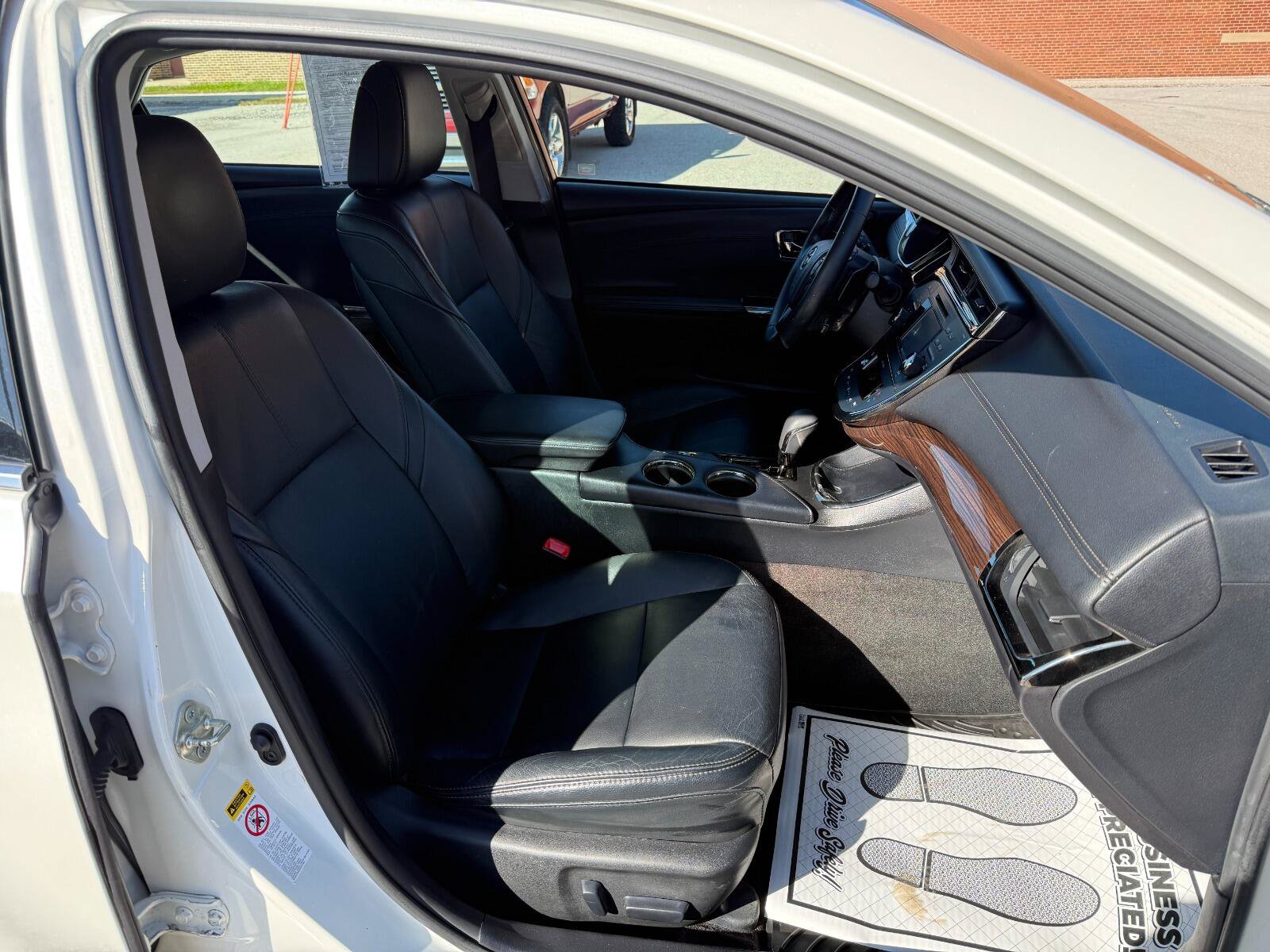 Used 2013 Toyota Avalon XLE Touring FWD image 18