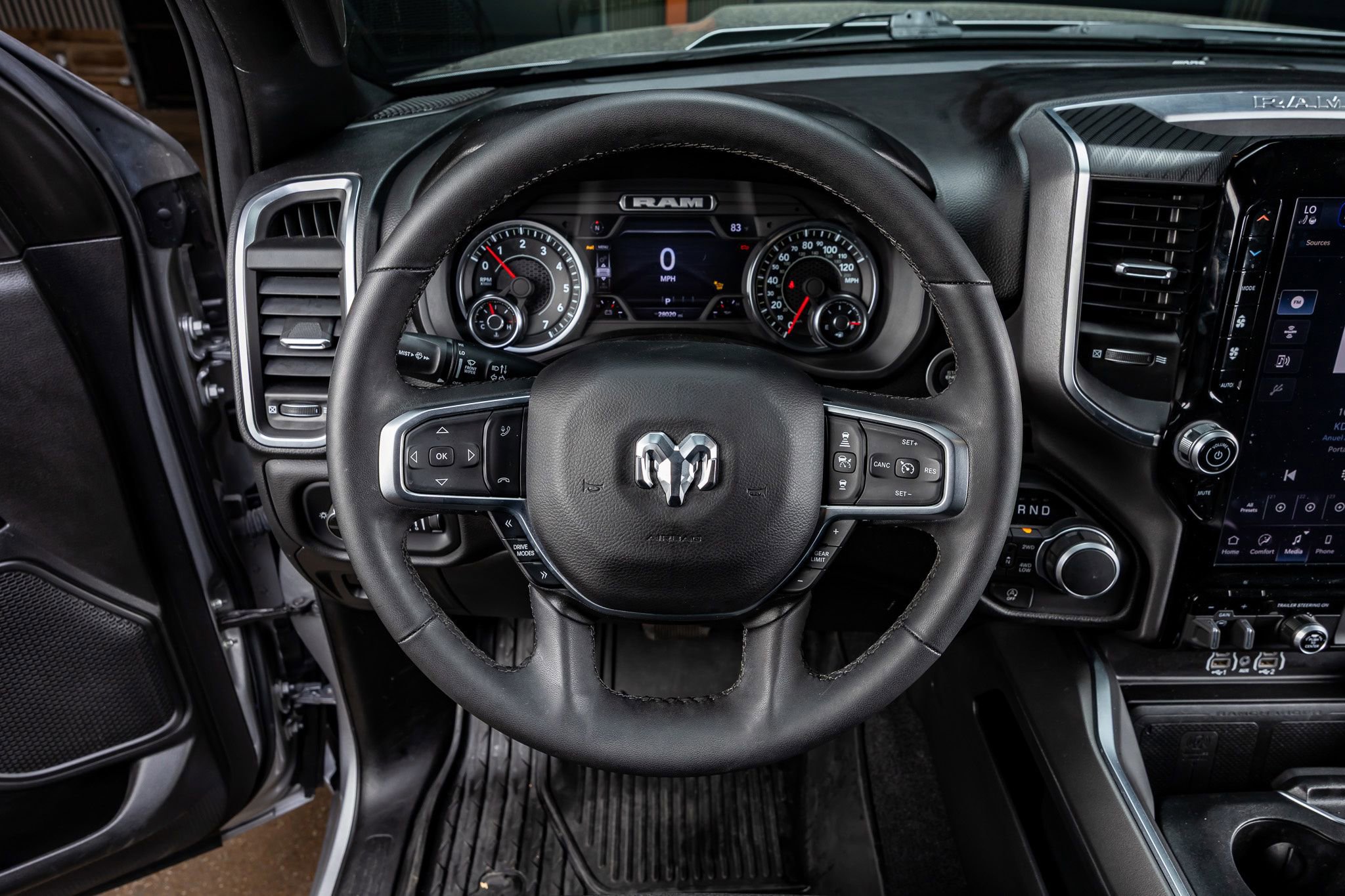 Used 2025 RAM 1500 Lone Star image 15