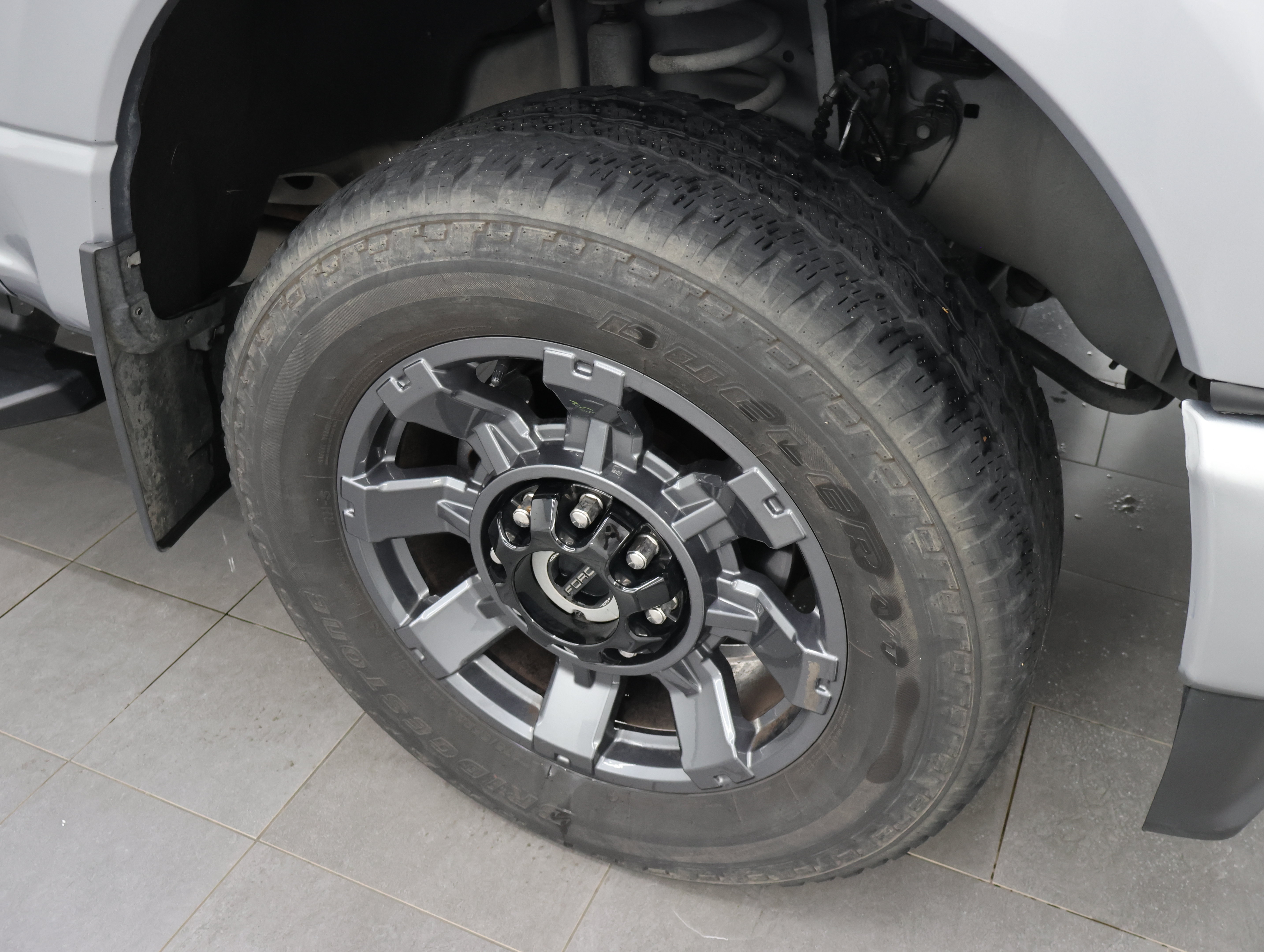 Used 2023 Ford F350 Lariat w/ Lariat Ultimate Package AWD/4WD image 3