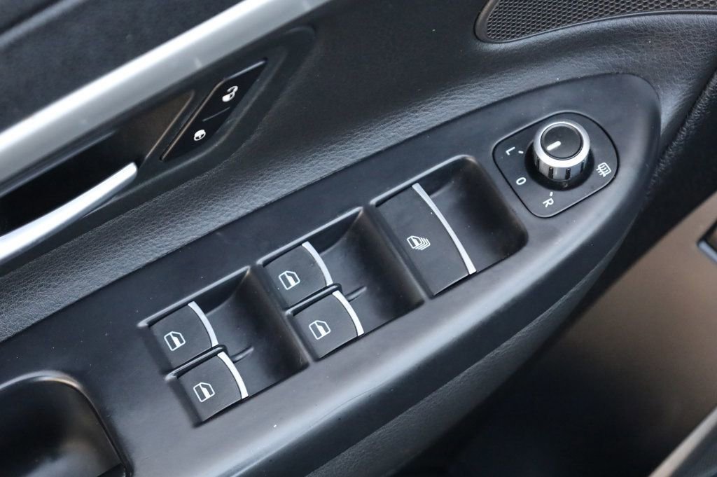 Used 2014 Volkswagen Eos Komfort image 35