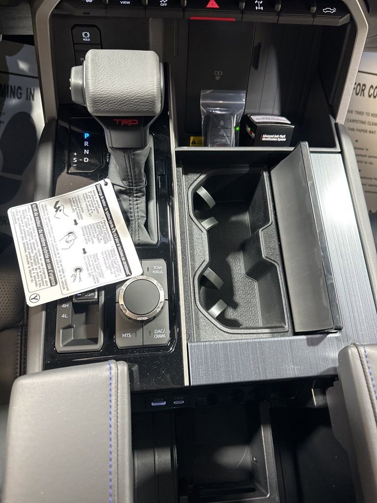 New 2026 Toyota Tundra Platinum image 32