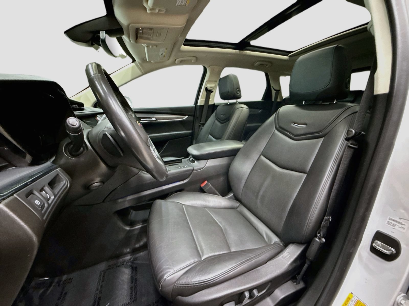 Used 2019 Cadillac XT5 Luxury AWD/4WD image 25