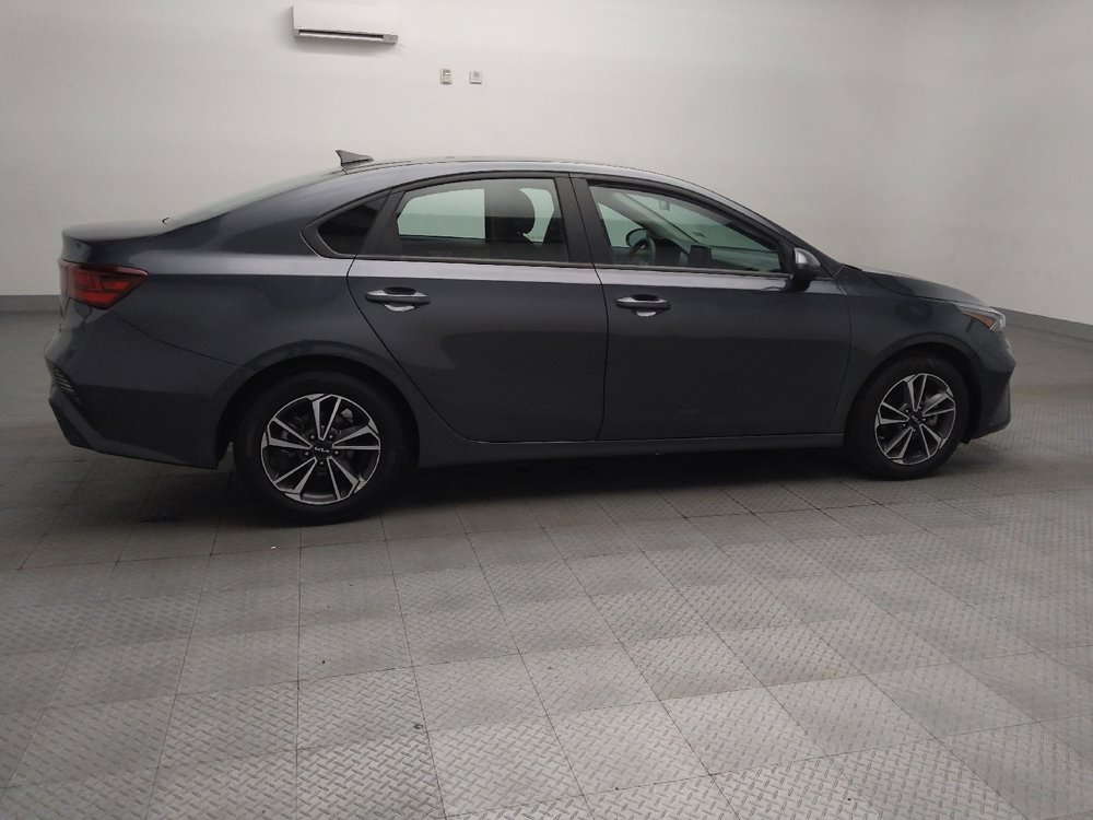 Used 2024 Kia Forte LXS image 10