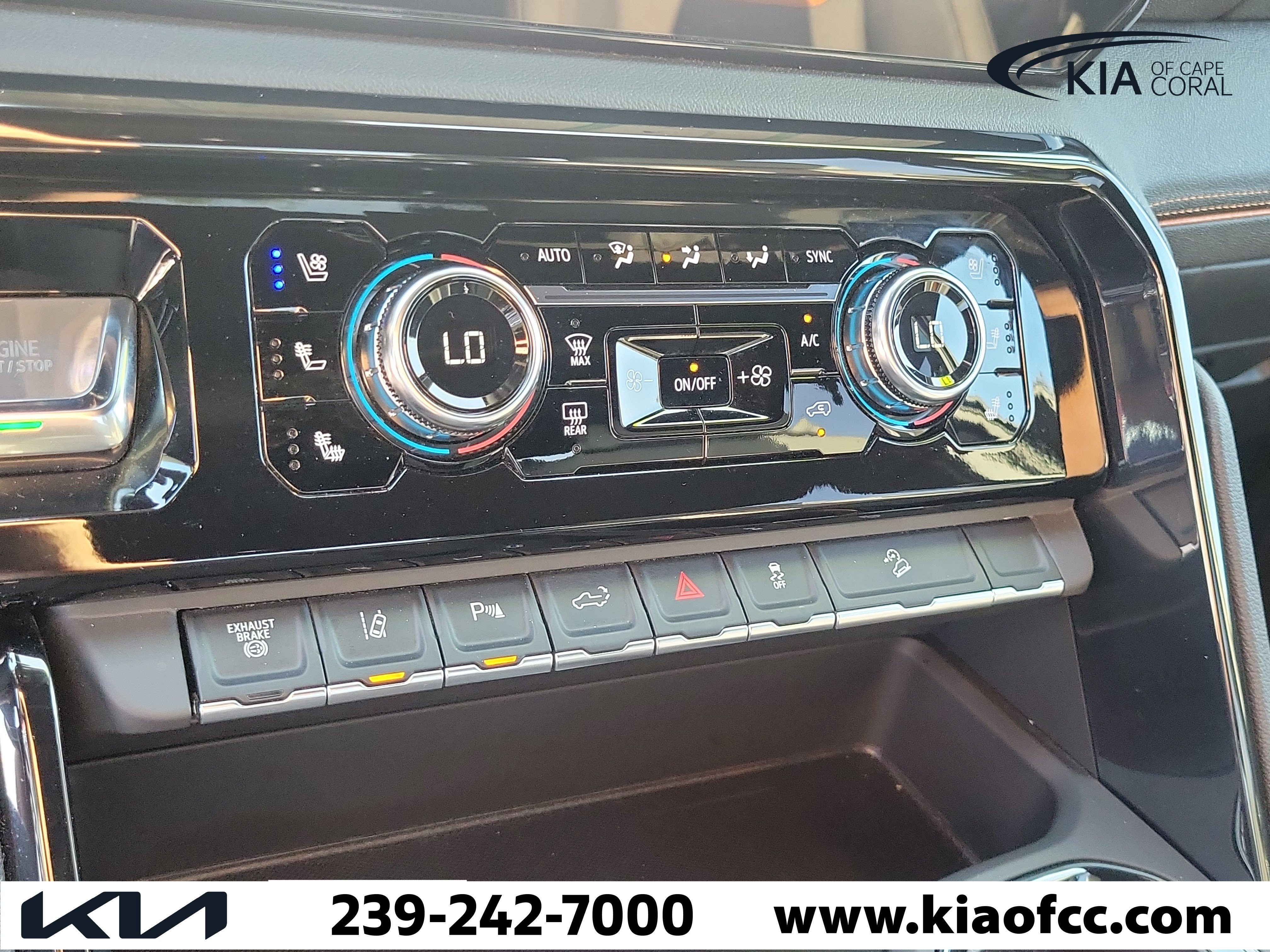 Used 2026 GMC Sierra 2500 AT4 AWD/4WD image 30
